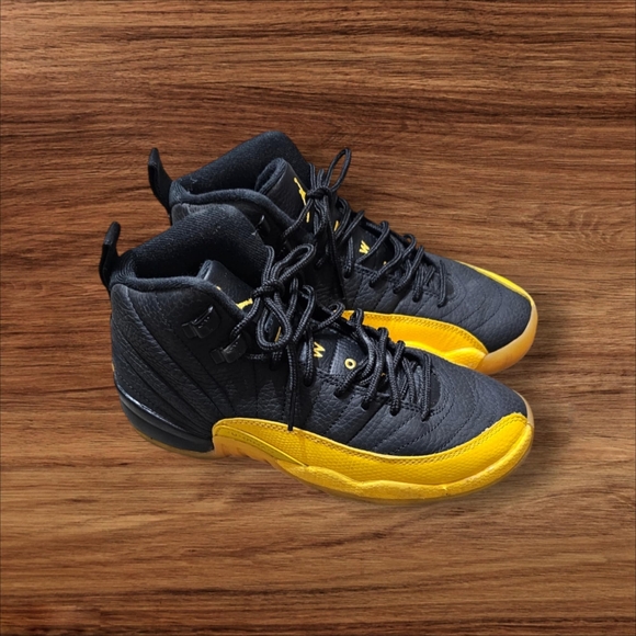 black and yellow 12s youth
